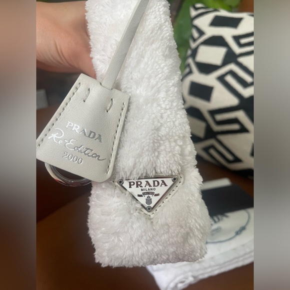 SOLD Prada Re Edtition White Terry Cloth - Picture 5 of 9